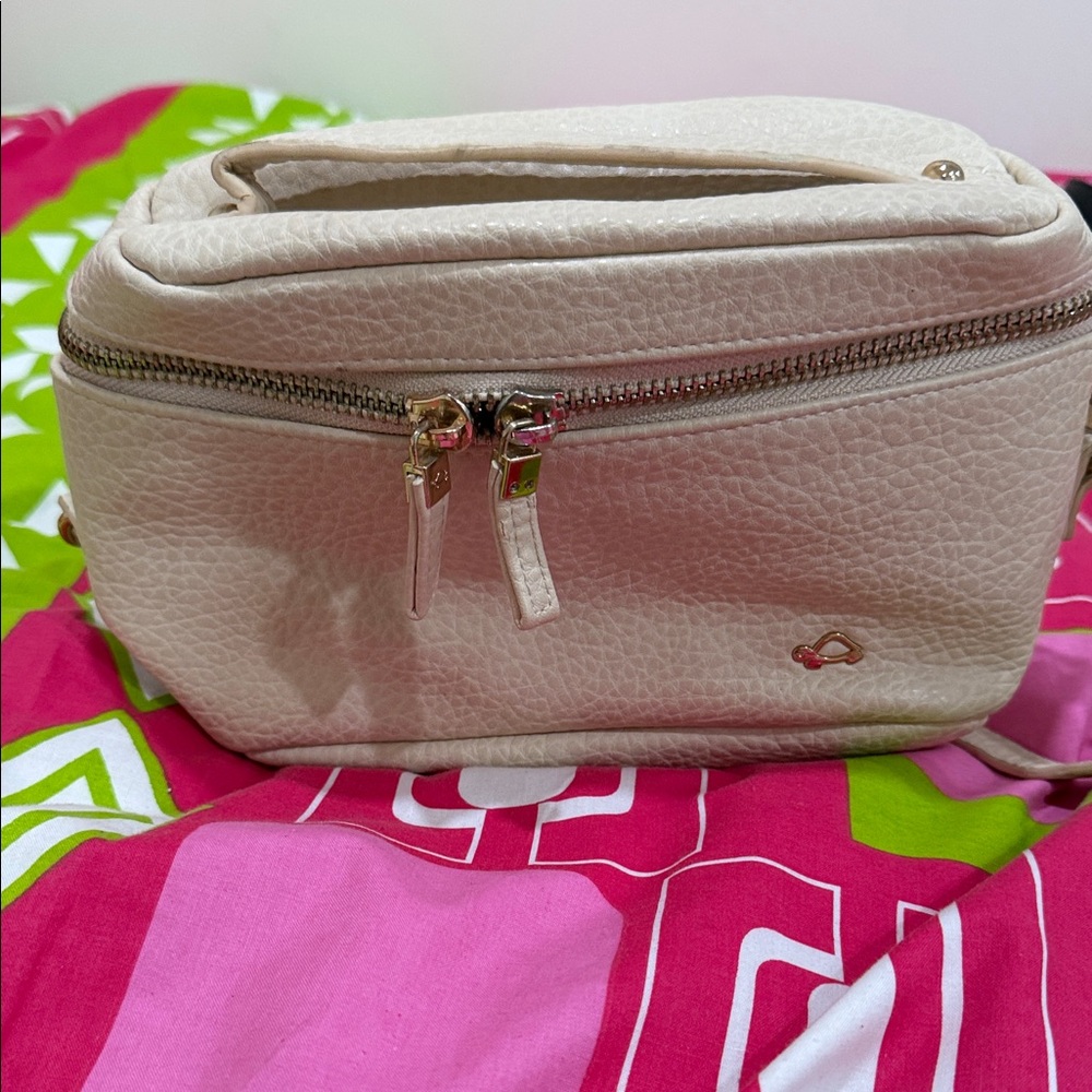 Chic Cream Crossbody Bag